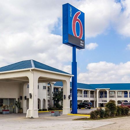 Motel 6 Seguin Tx Ngoại thất bức ảnh