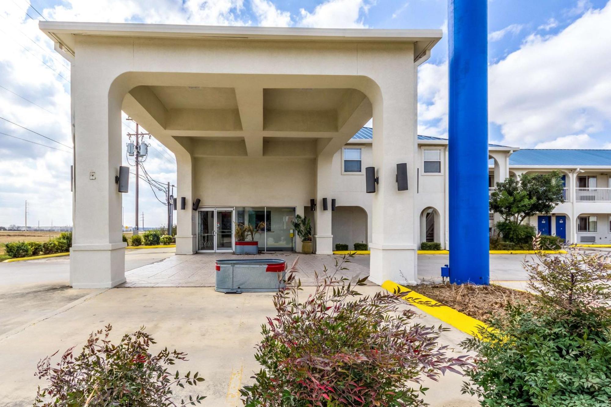 Motel 6 Seguin Tx Ngoại thất bức ảnh