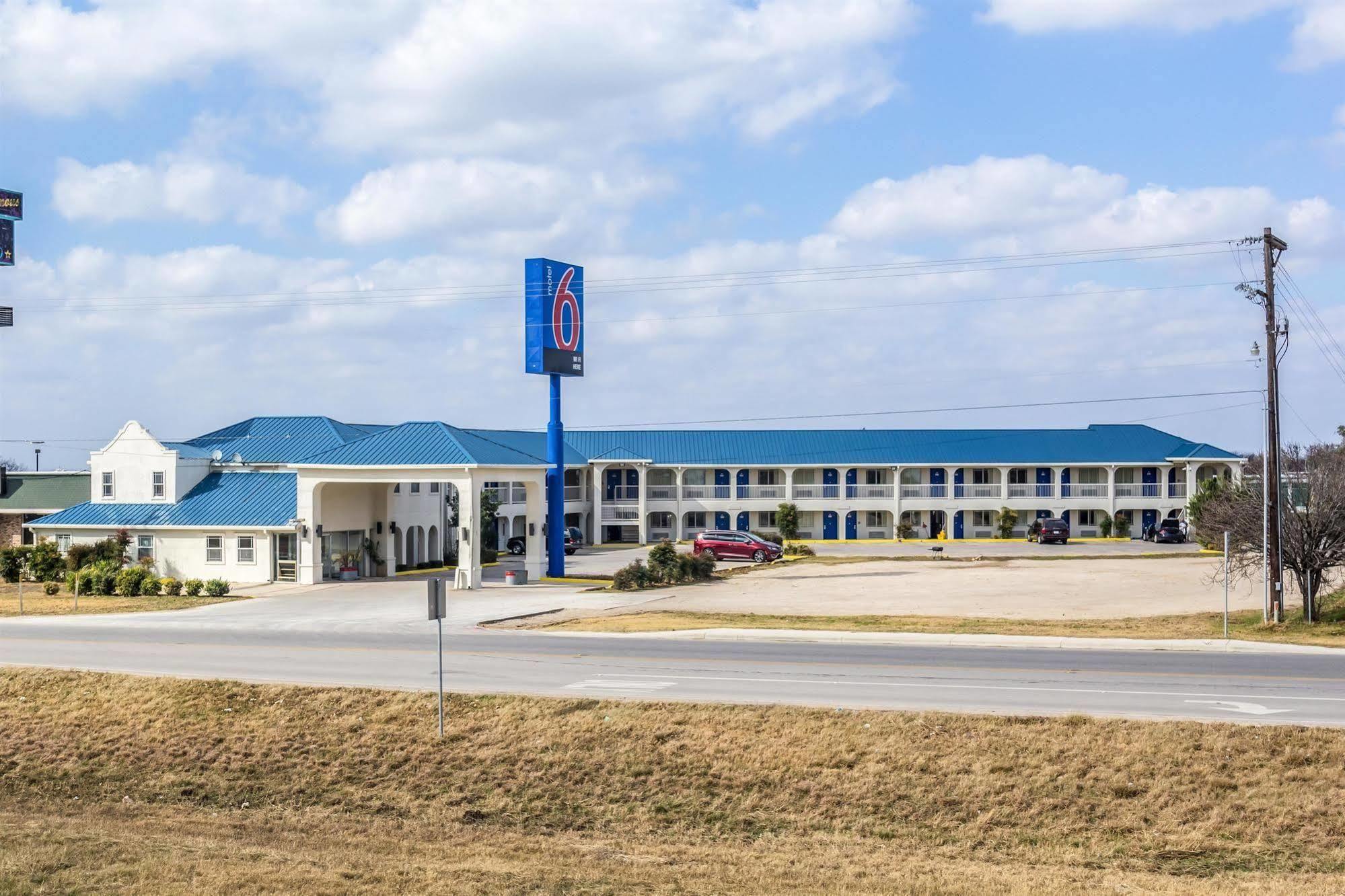 Motel 6 Seguin Tx Ngoại thất bức ảnh
