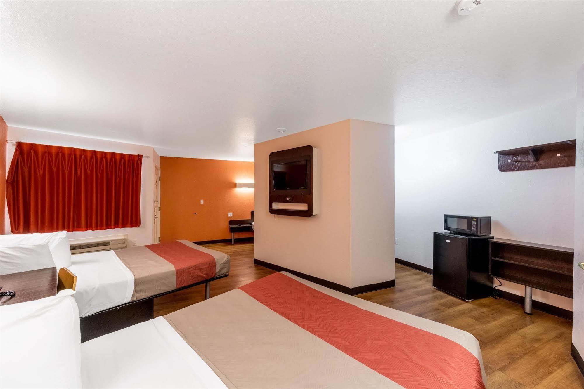 Motel 6 Seguin Tx Ngoại thất bức ảnh