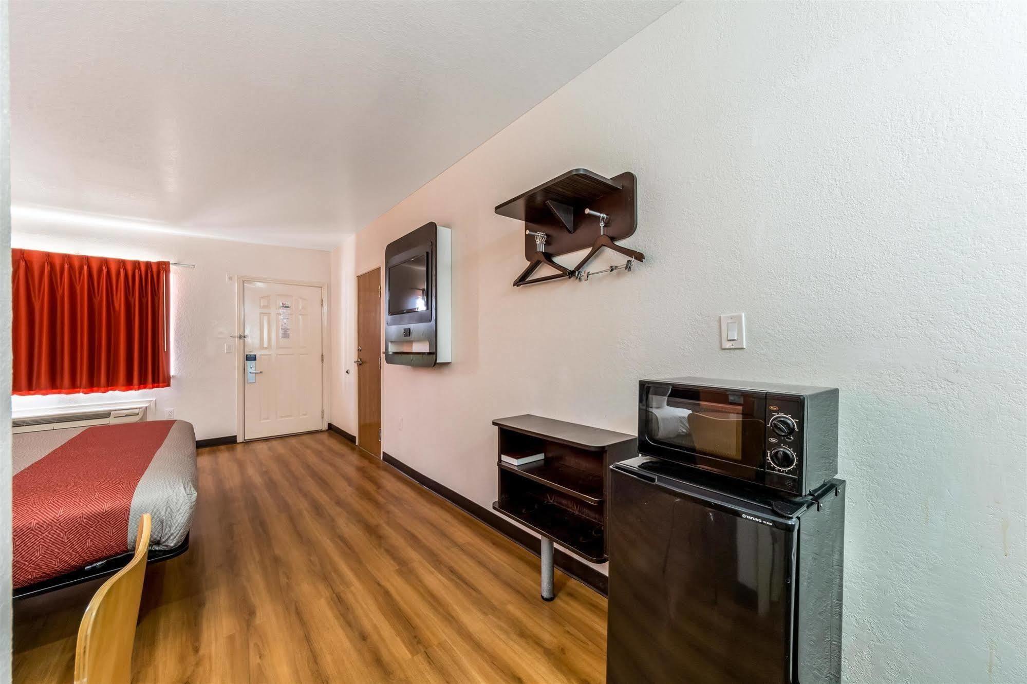 Motel 6 Seguin Tx Ngoại thất bức ảnh