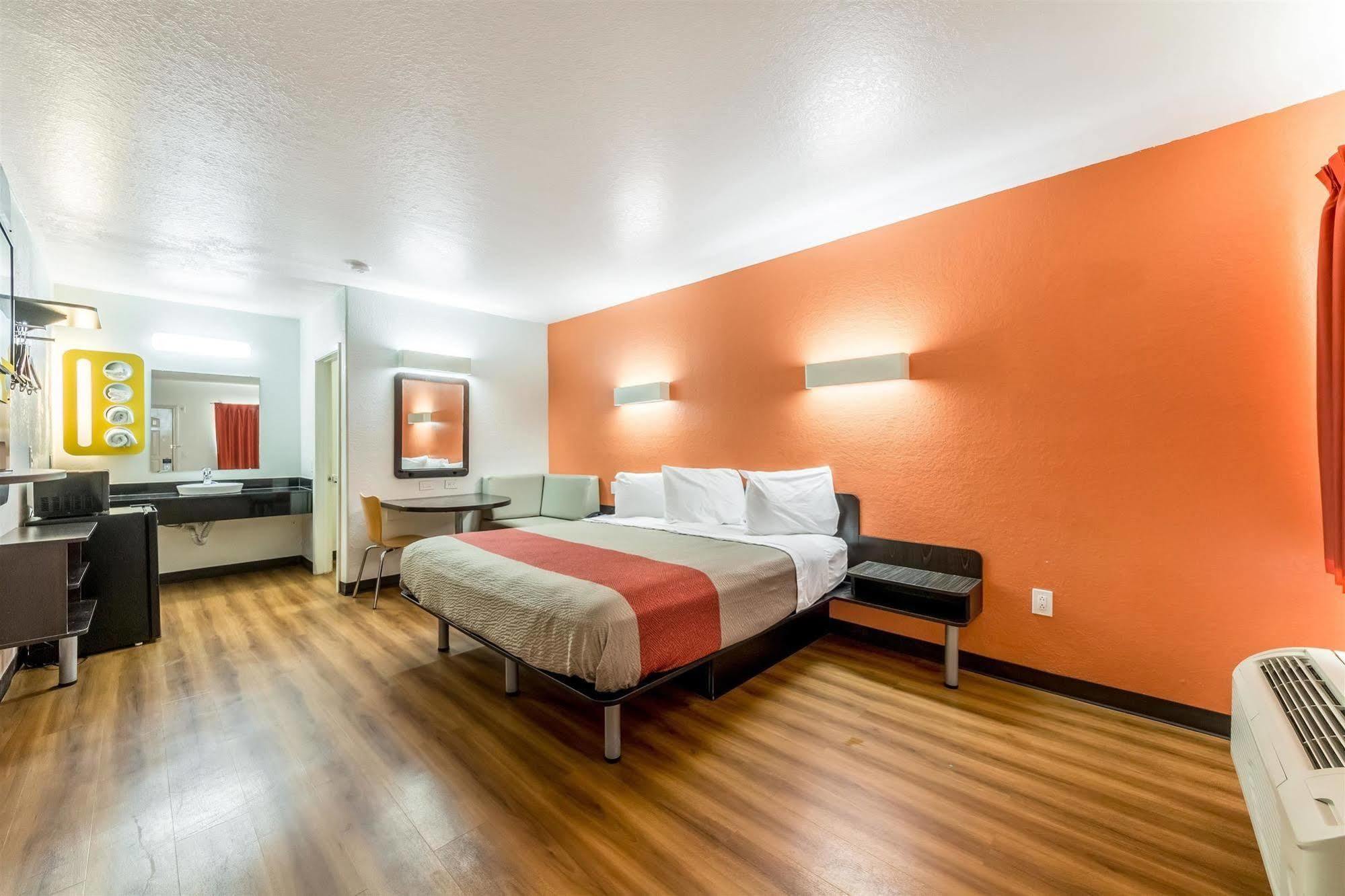 Motel 6 Seguin Tx Ngoại thất bức ảnh