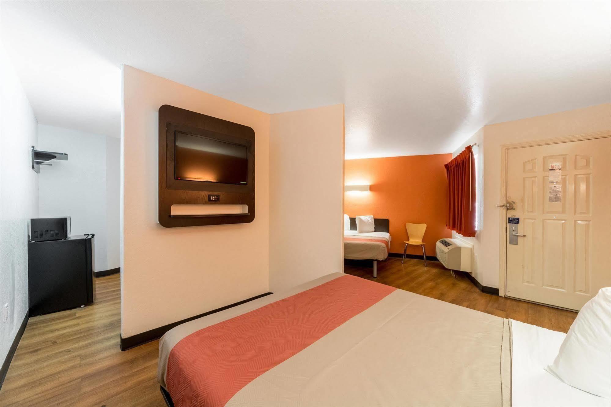 Motel 6 Seguin Tx Ngoại thất bức ảnh